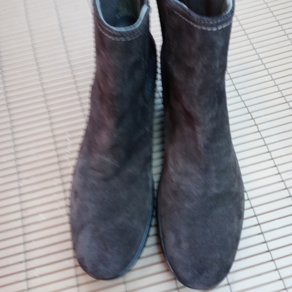 SPERRY TOP-SIDER weatherproof Brown Suede Pull On wedge heel sz 9M Women’s Boot. - Picture 1 of 13